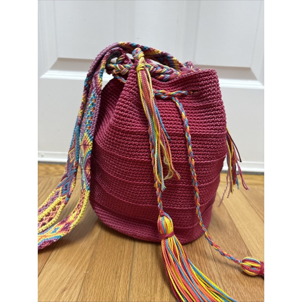 Handmade Crochet Mochila Bucket Bag Magenta Pink Woven Geometric Strap Tassels - Picture 4 of 9